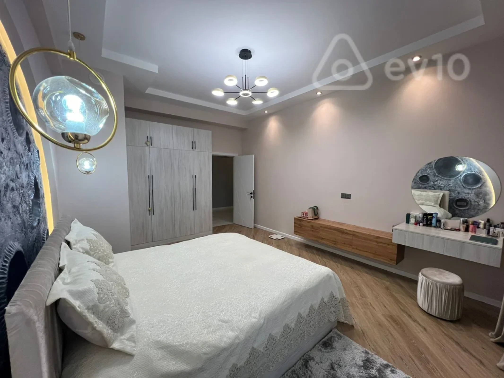 Kirayə verilir 3 otaqlı yeni tikili 100 m²