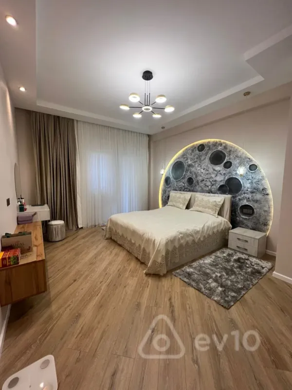 Kirayə verilir 3 otaqlı yeni tikili 100 m²