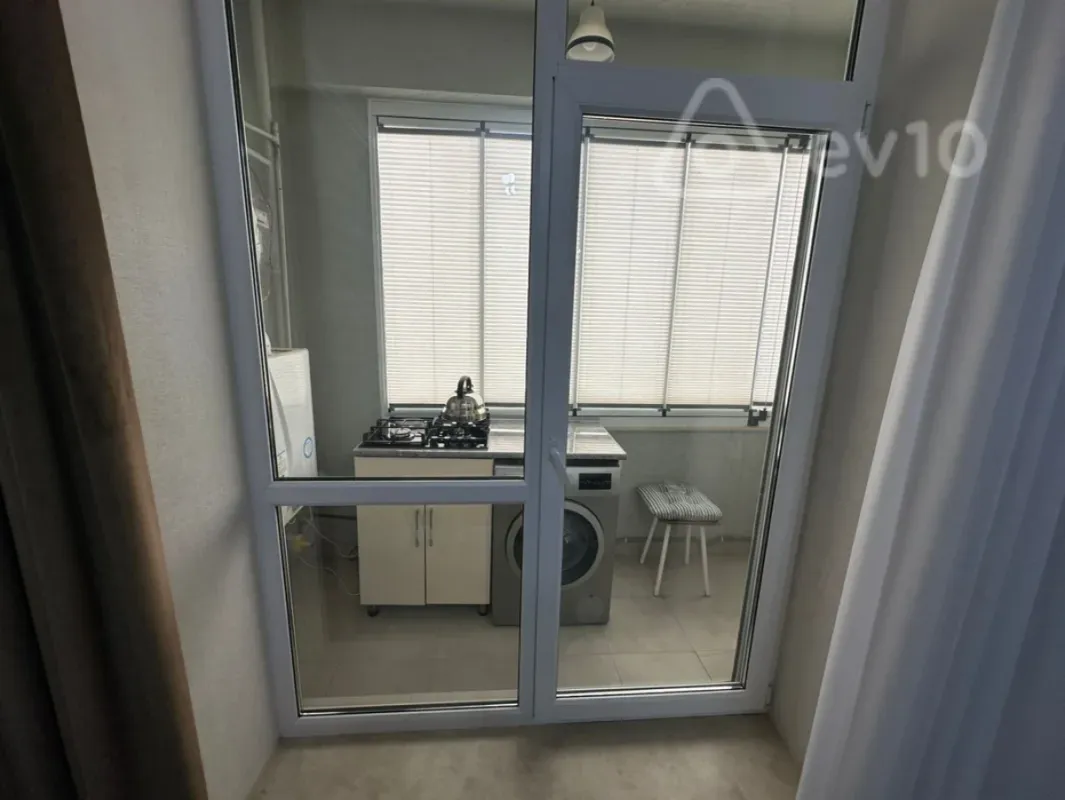 Kirayə verilir 1 otaqlı yeni tikili 35 m²