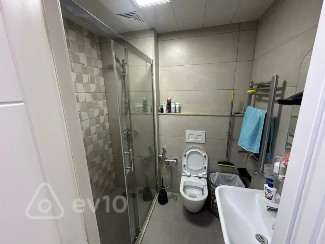 Kirayə verilir 1 otaqlı yeni tikili 35 m²
