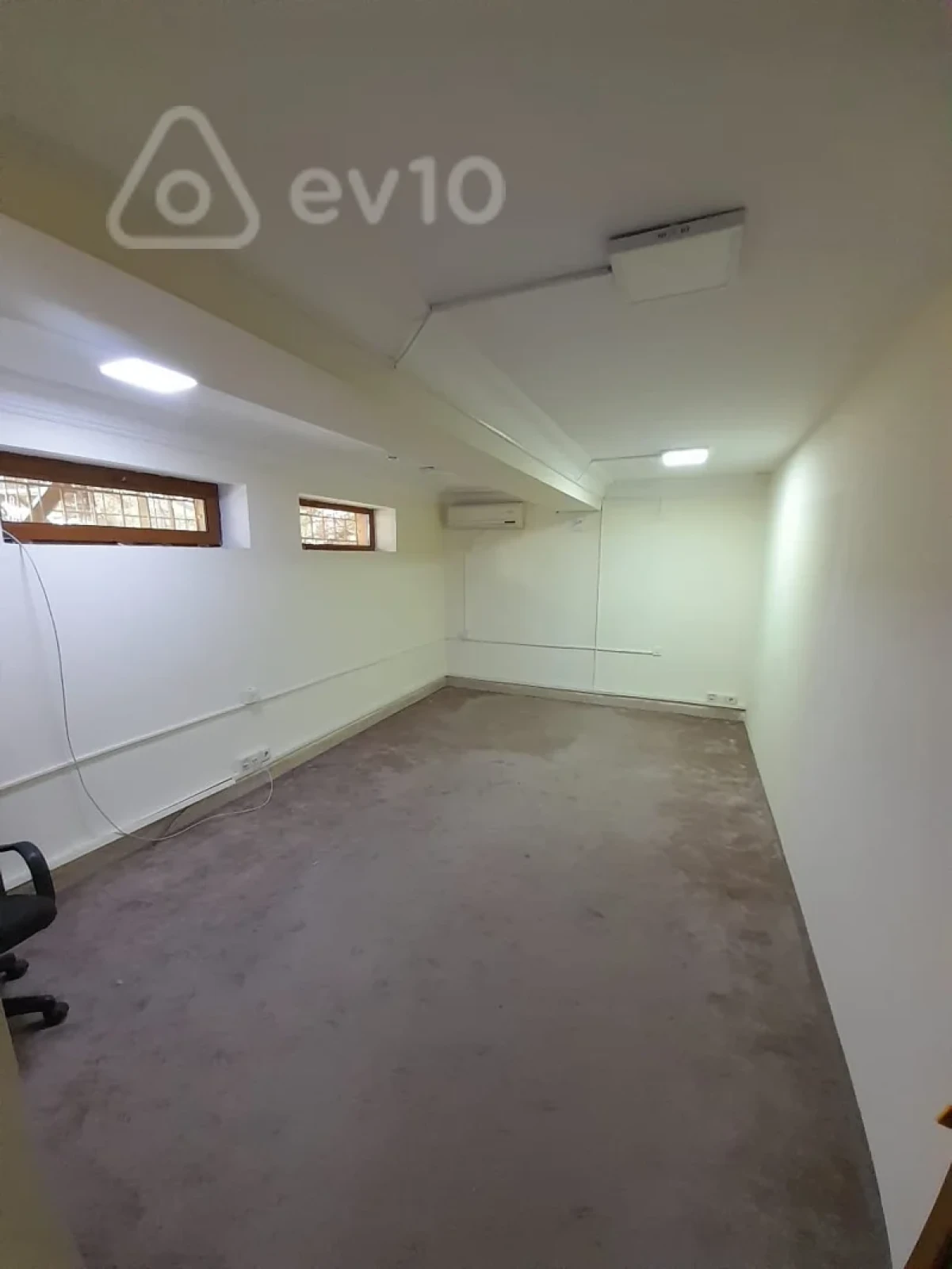 Kirayə verilir mənzil 735 m²