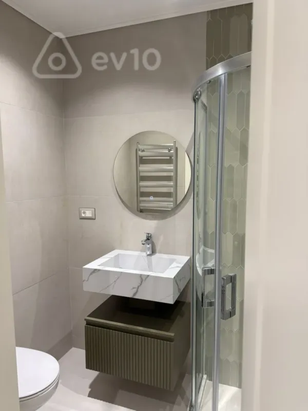 Satılır 2 otaqlı yeni tikili 68 m²