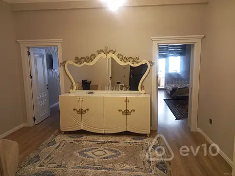 Kirayə verilir 2 otaqlı yeni tikili 85 m²