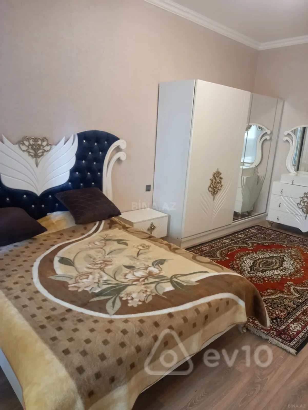 Kirayə verilir 2 otaqlı yeni tikili 85 m²