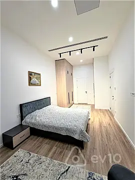 Kirayə verilir 3 otaqlı yeni tikili 100 m²