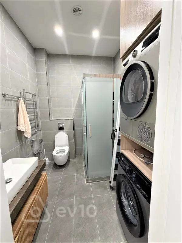 Kirayə verilir 3 otaqlı yeni tikili 100 m²