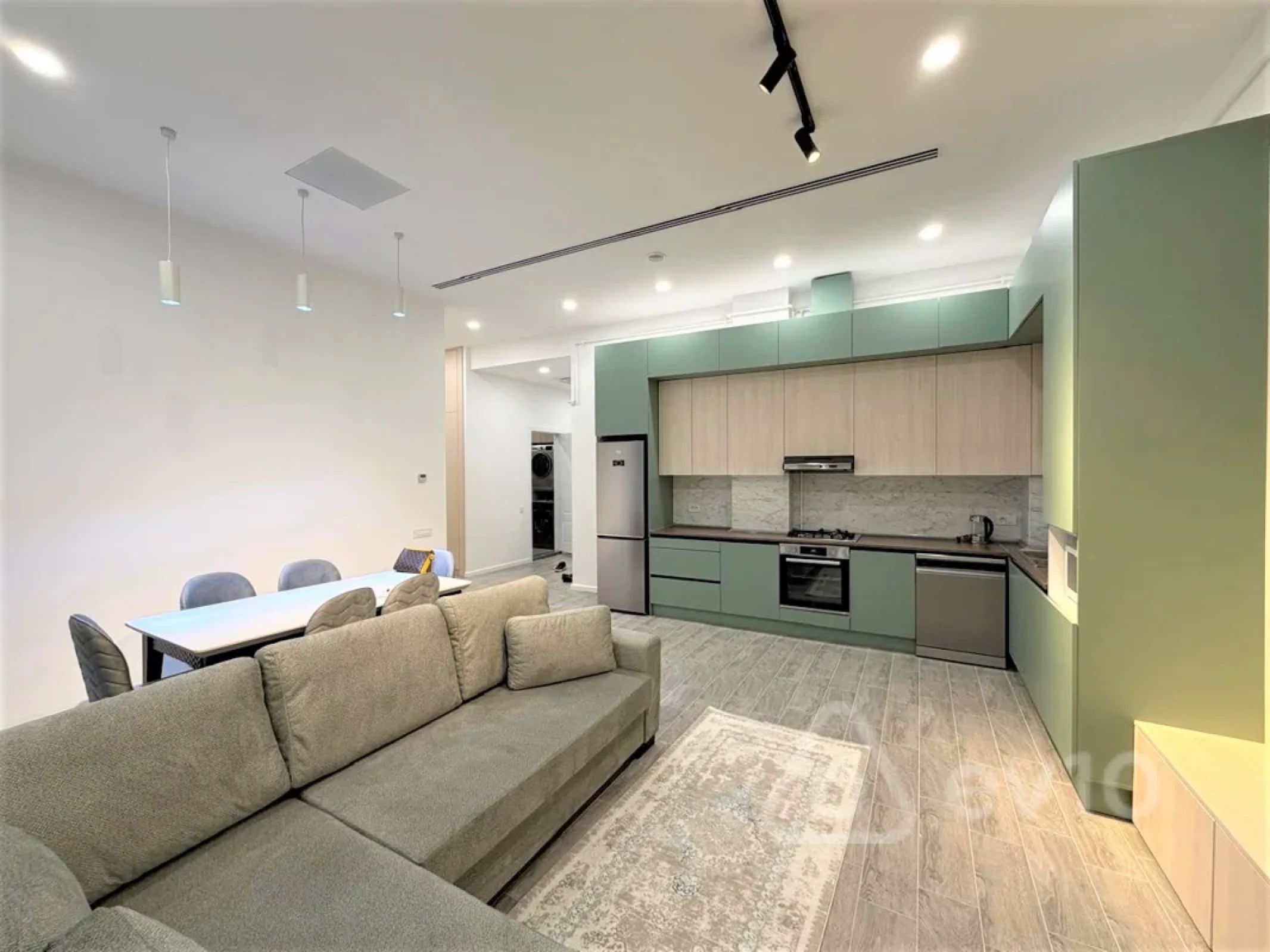 Kirayə verilir 3 otaqlı yeni tikili 100 m²