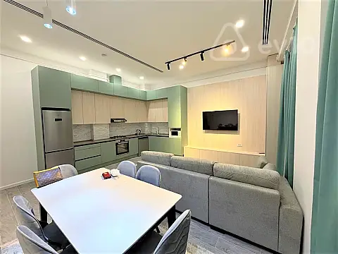 Kirayə verilir 3 otaqlı yeni tikili 100 m²