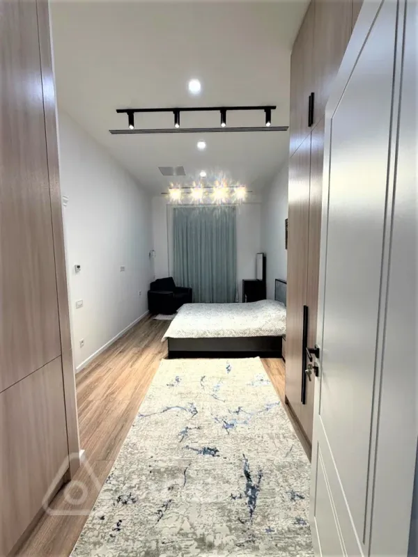 Kirayə verilir 3 otaqlı yeni tikili 100 m²