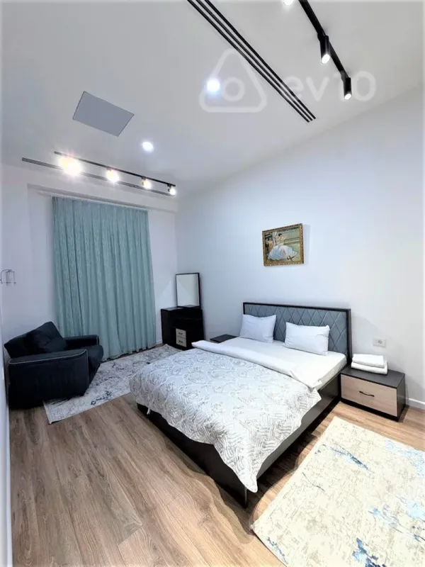 Kirayə verilir 3 otaqlı yeni tikili 100 m²