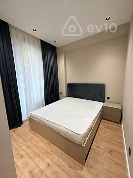 Kirayə verilir 2 otaqlı yeni tikili 71 m²