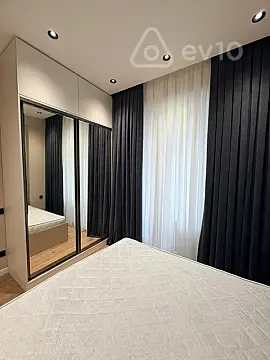 Kirayə verilir 2 otaqlı yeni tikili 71 m²