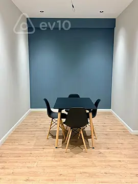 Kirayə verilir 2 otaqlı yeni tikili 71 m²