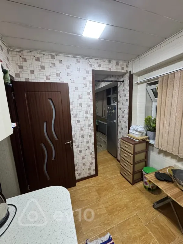 Satılır 3 otaqlı köhnə tikili 65 m²