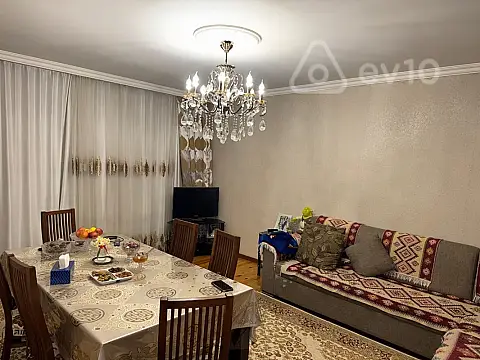 Satılır 3 otaqlı köhnə tikili 65 m²
