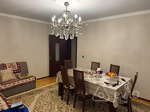 Satılır 3 otaqlı köhnə tikili 65 m² — Bakı, Nizami 3 otaq 65.00 m²