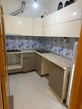 Kirayə verilir 2 otaqlı yeni tikili 70 m²