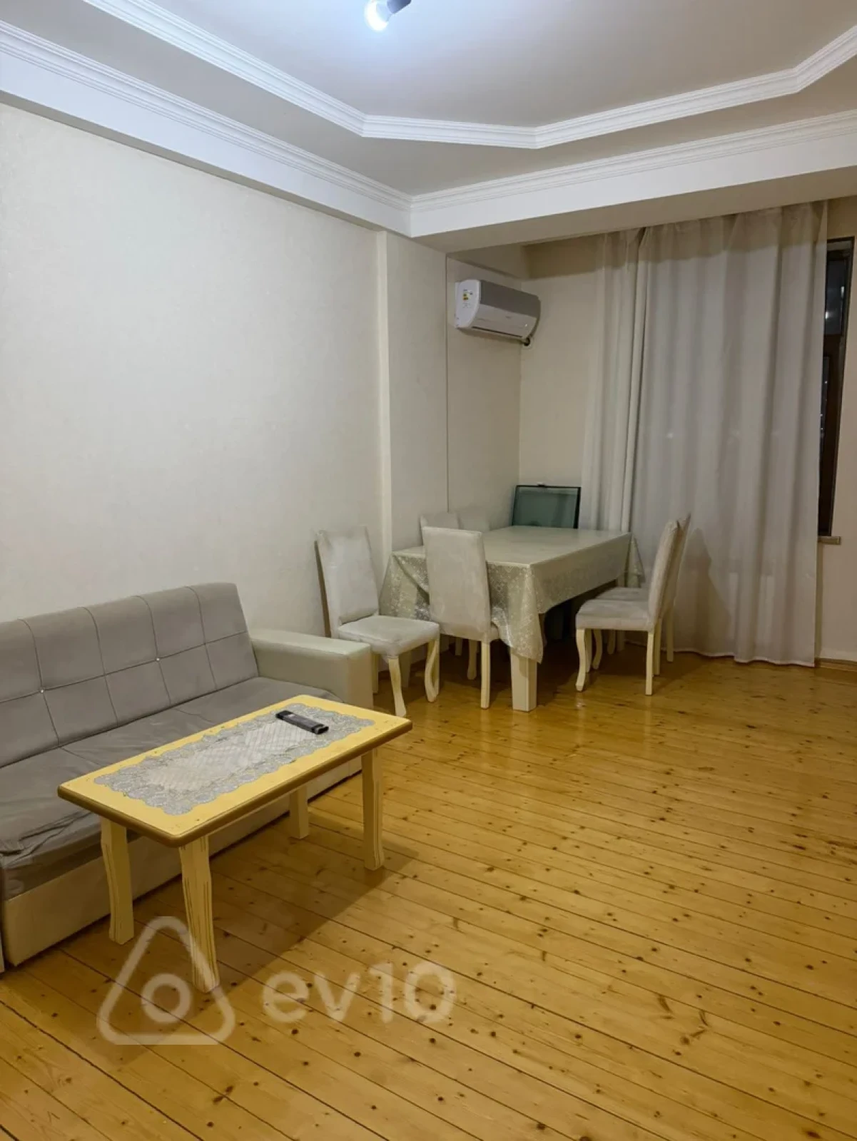 Kirayə verilir 2 otaqlı yeni tikili 70 m²