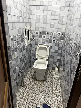 Kirayə verilir 2 otaqlı yeni tikili 70 m²