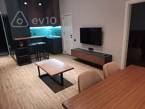 Kirayə verilir 2 otaqlı yeni tikili 51 m²