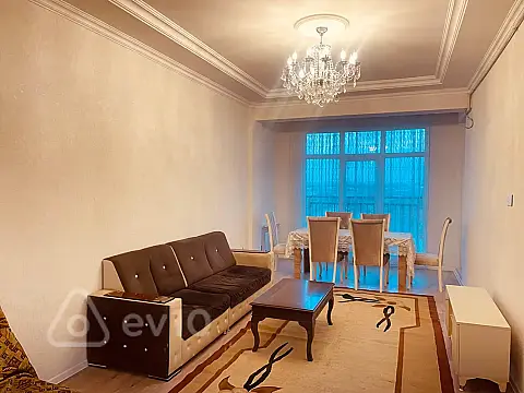 Kirayə verilir 2 otaqlı yeni tikili 70 m²