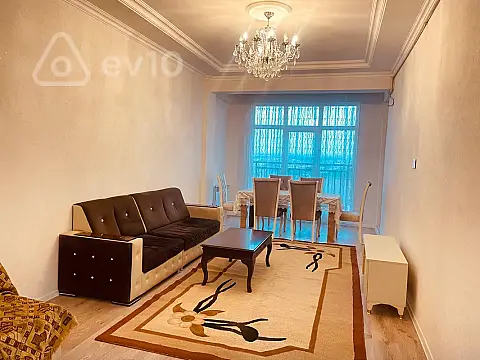 Kirayə verilir 2 otaqlı yeni tikili 70 m²