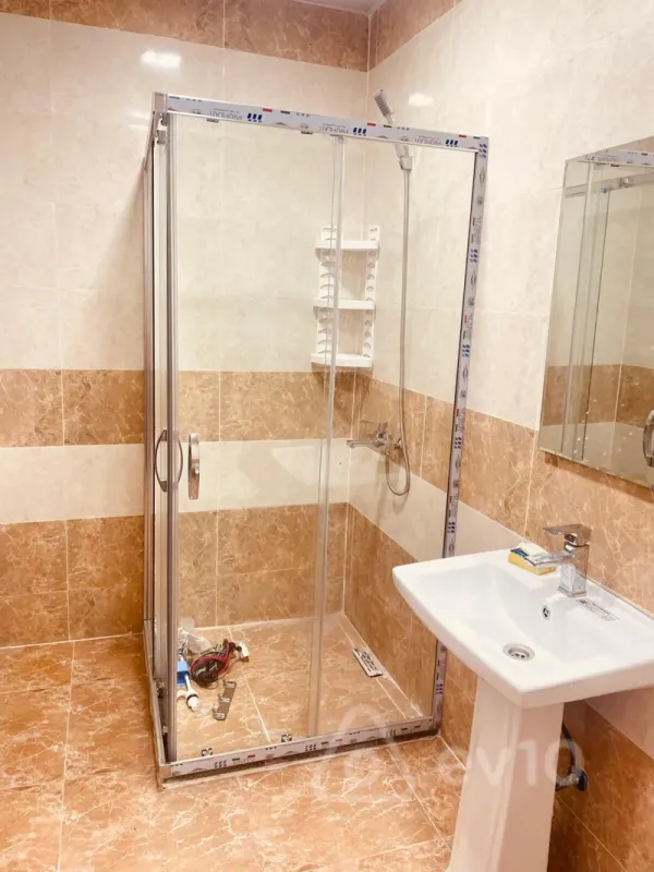 Kirayə verilir 2 otaqlı yeni tikili 70 m²