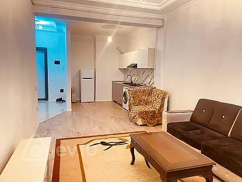 Kirayə verilir 2 otaqlı yeni tikili 70 m²
