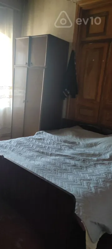 Kirayə verilir 3 otaqlı köhnə tikili 55 m²