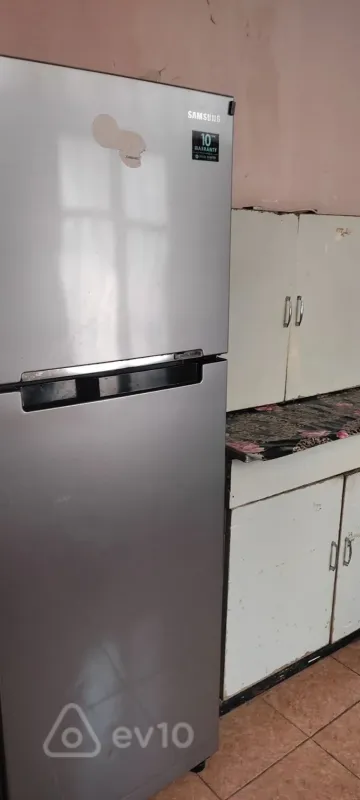 Kirayə verilir 3 otaqlı köhnə tikili 55 m²