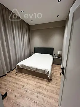 Kirayə verilir 2 otaqlı yeni tikili 72 m²