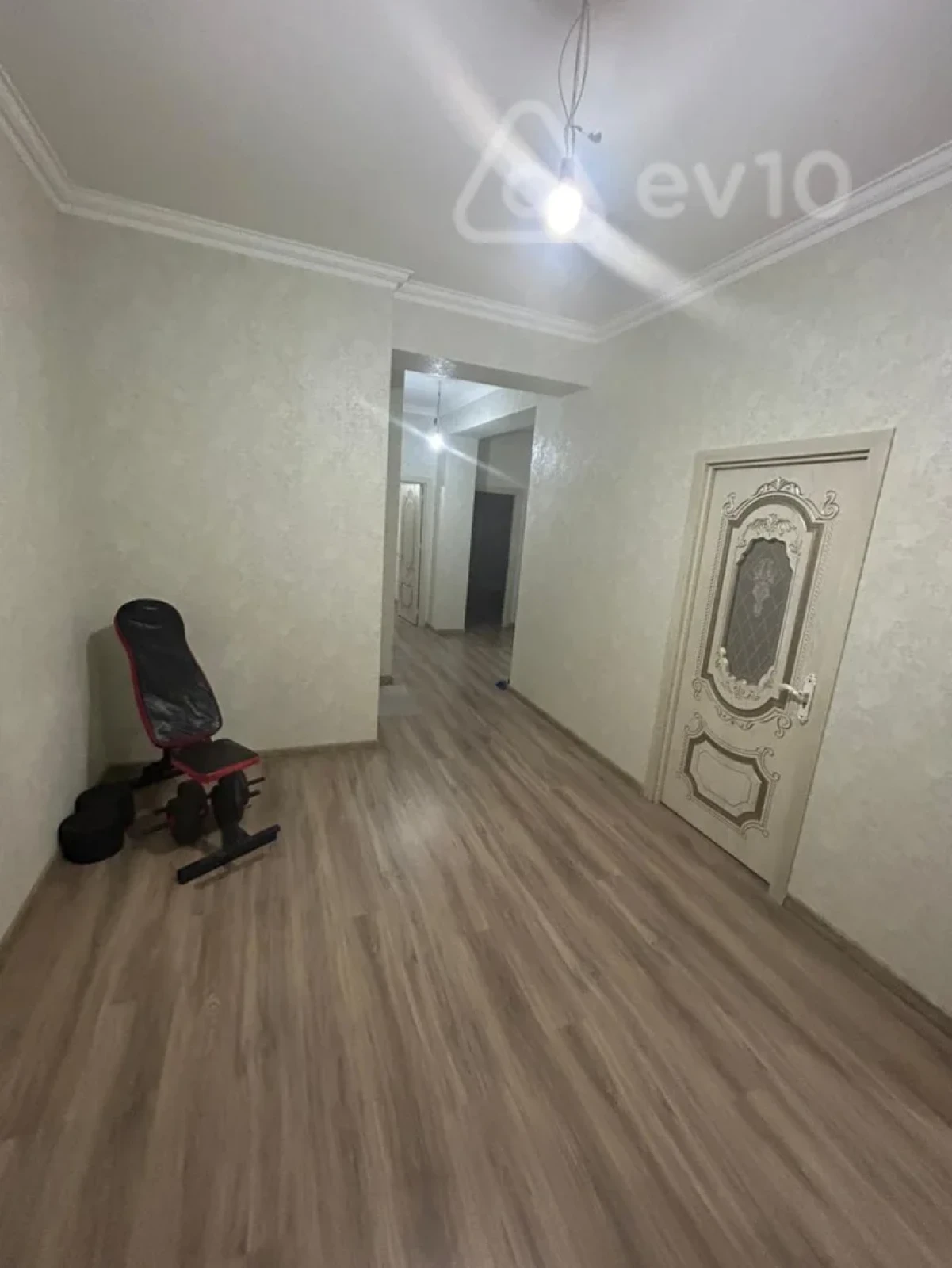 Satılır 3 otaqlı yeni tikili 120 m²