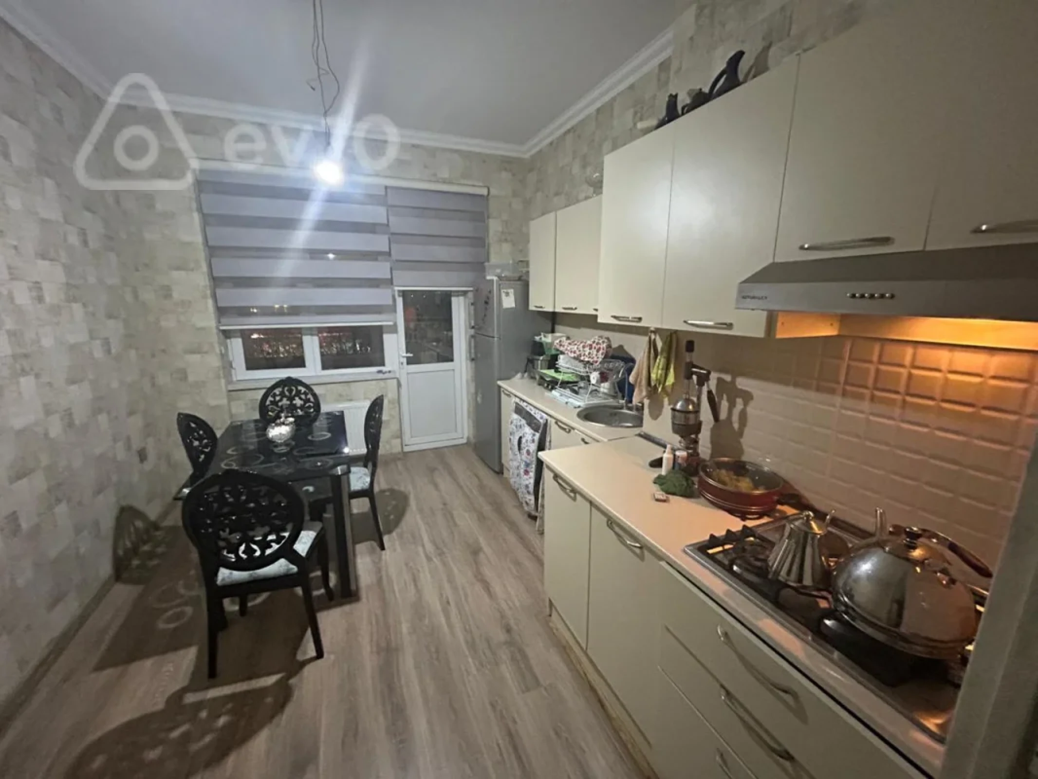 Satılır 3 otaqlı yeni tikili 120 m²