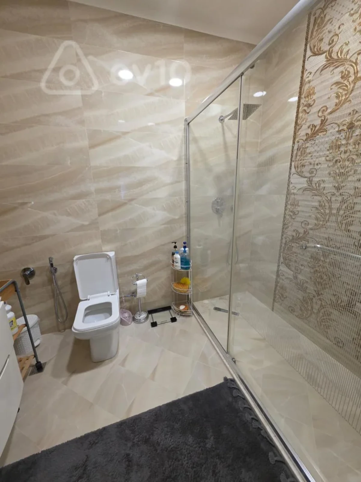 Kirayə verilir 3 otaqlı yeni tikili 150 m²