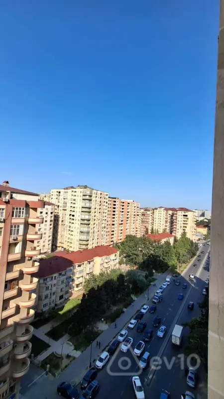 Satılır 3 otaqlı yeni tikili 80 m²
