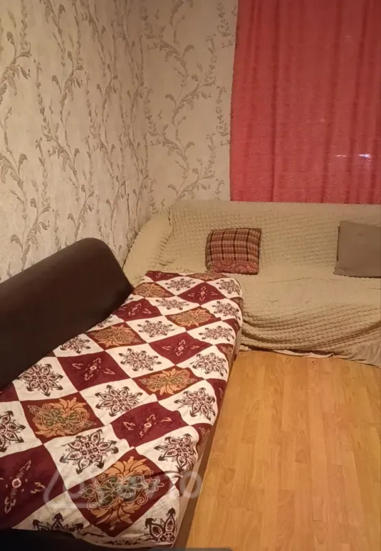 Kirayə verilir 2 otaqlı köhnə tikili 65 m²