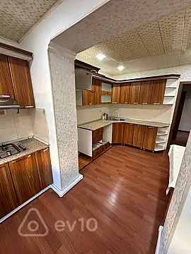 Kirayə verilir 3 otaqlı köhnə tikili 85 m² — Bakı, Xətai 3 otaq 85.00 m²