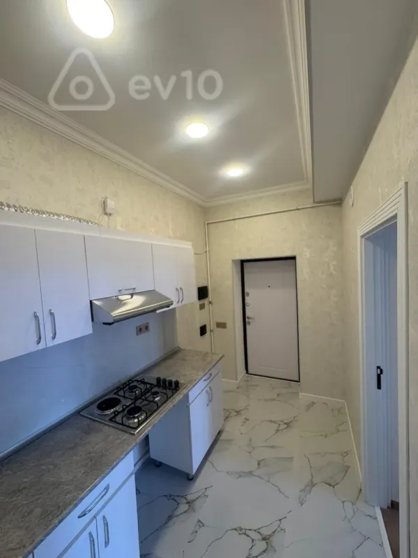 Kirayə verilir 2 otaqlı yeni tikili 46 m²