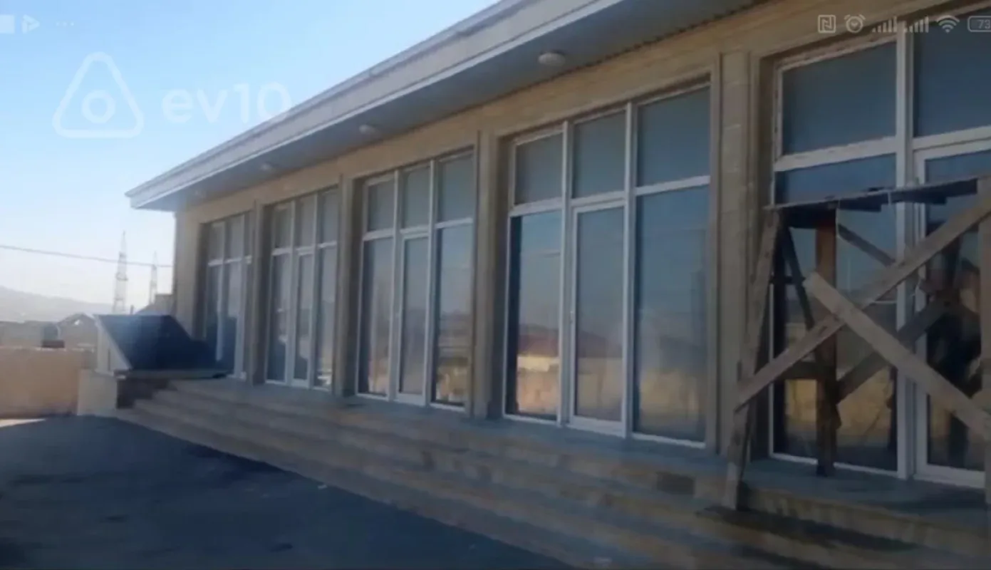 Satılır mənzil 360000 m²