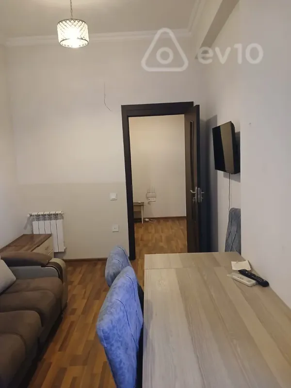 Satılır 2 otaqlı yeni tikili 75 m²
