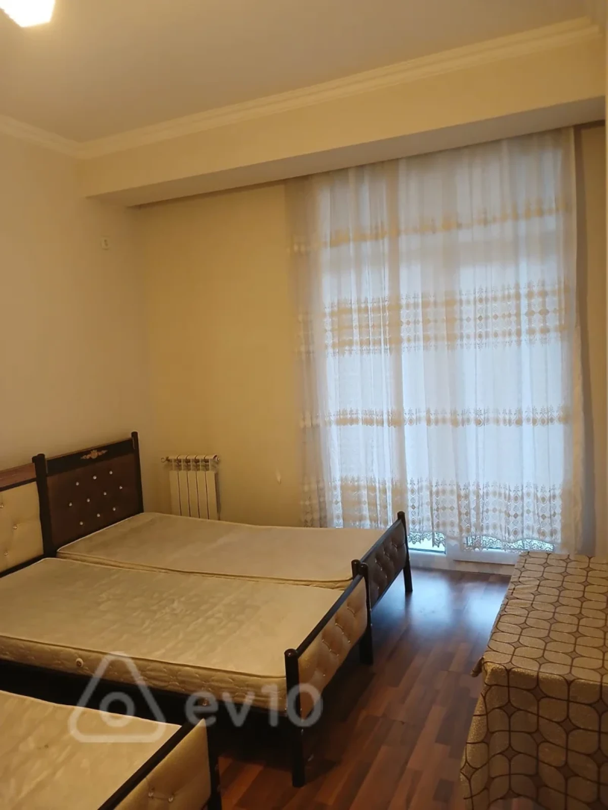 Satılır 2 otaqlı yeni tikili 75 m²