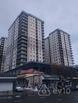 Satılır 2 otaqlı yeni tikili 75 m²