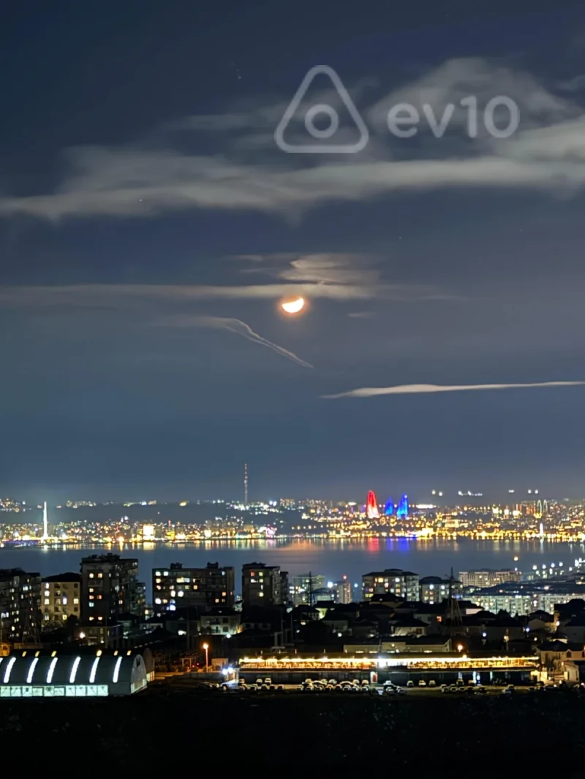 Satılır 2 otaqlı yeni tikili 63 m²