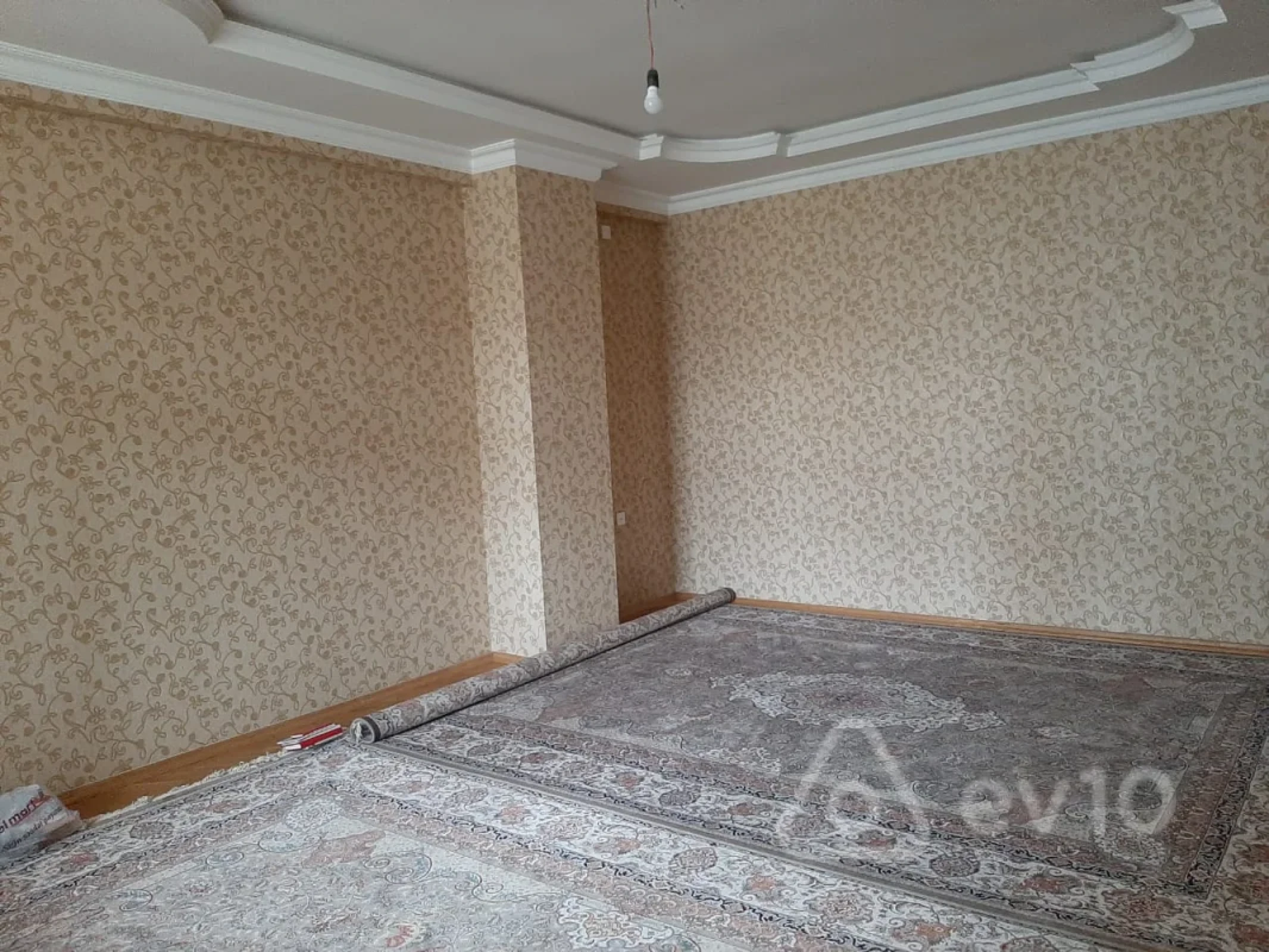 Kirayə verilir 4 otaqlı yeni tikili 150 m²