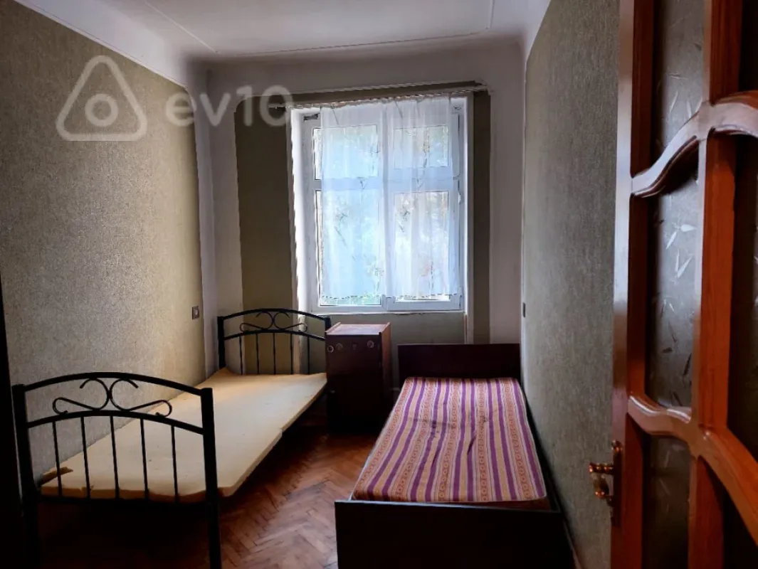 Kirayə verilir 3 otaqlı köhnə tikili 63 m²