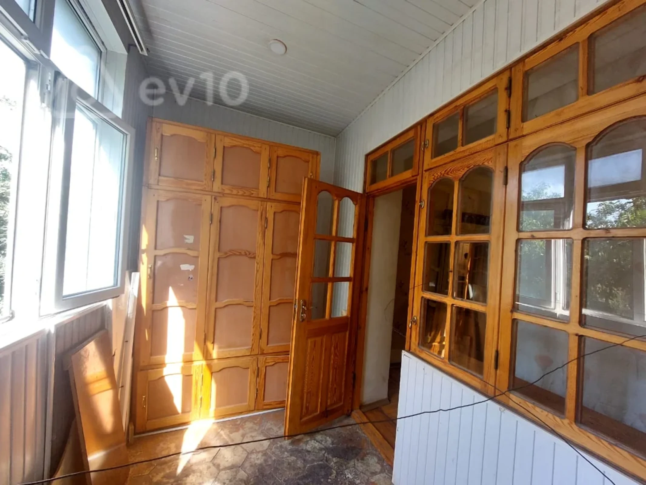 Kirayə verilir 3 otaqlı köhnə tikili 63 m²