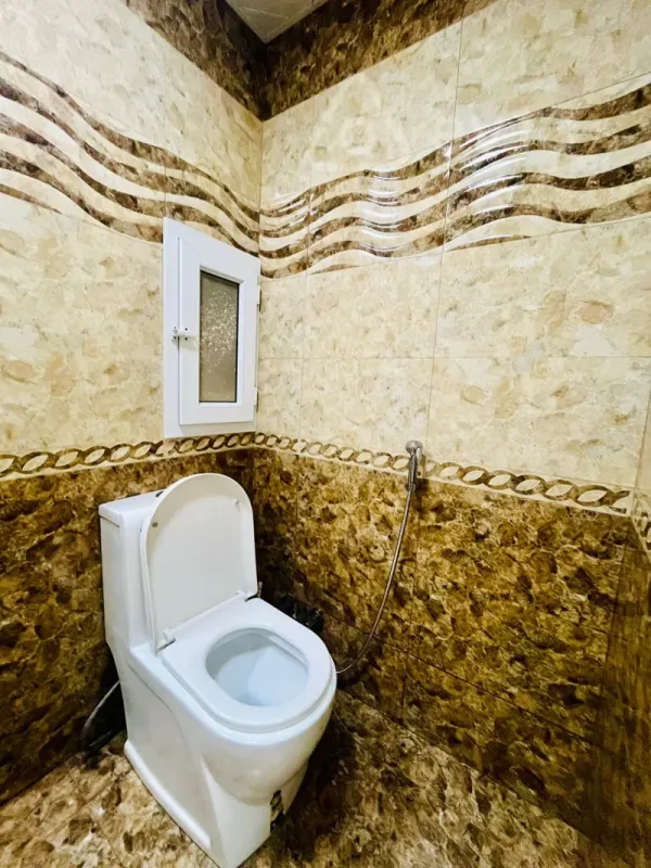 Satılır 2 otaqlı köhnə tikili 60 m²