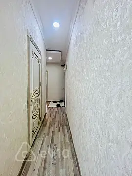 Satılır 2 otaqlı köhnə tikili 60 m²