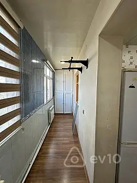 Kirayə verilir 2 otaqlı köhnə tikili 65 m²