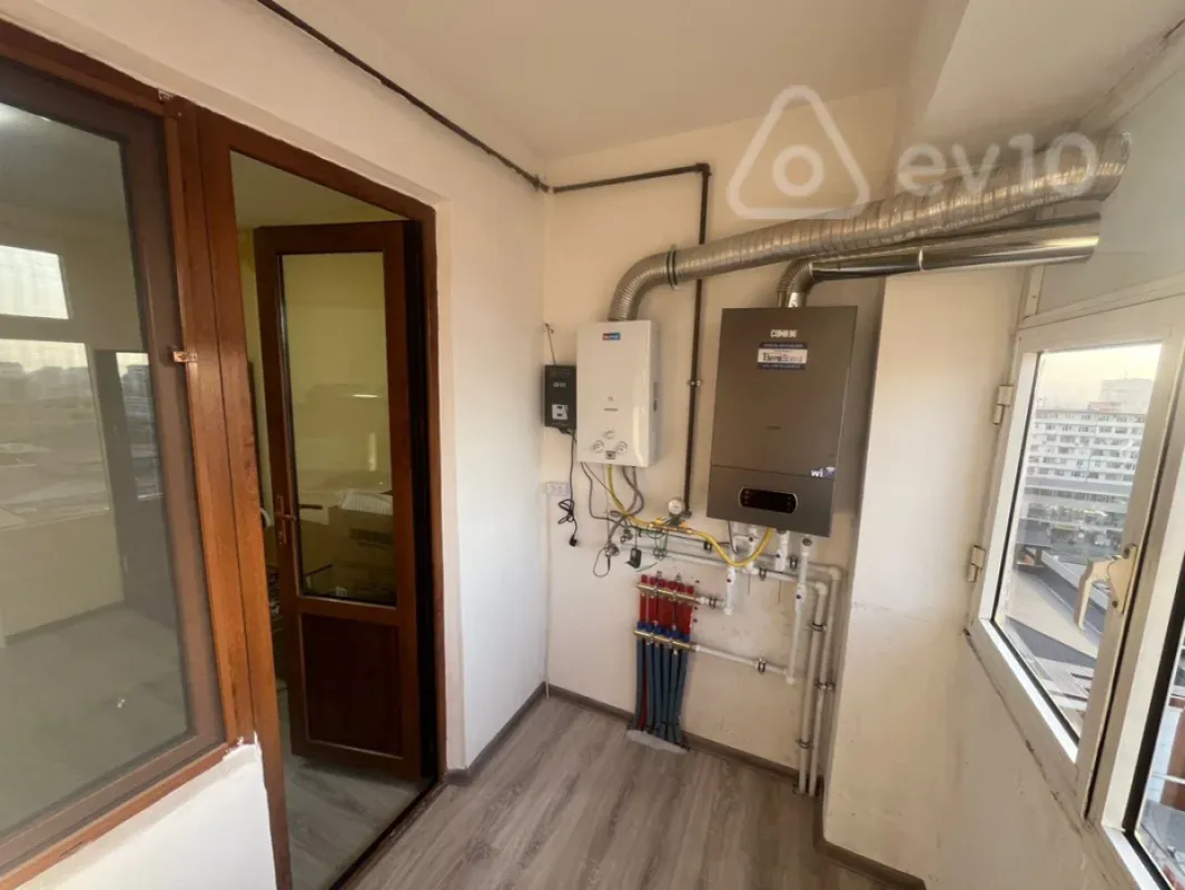 Kirayə verilir 3 otaqlı köhnə tikili 79 m²